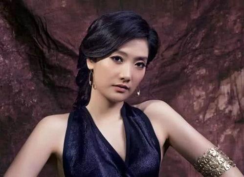 娱乐吃瓜君四字女明星,揭秘四字女明星的吃瓜传奇