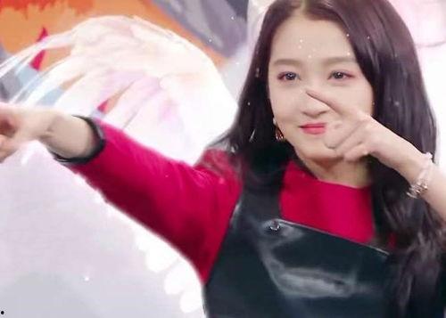 关晓彤娱乐圈吃瓜王,娱乐圈吃瓜王，揭秘明星幕后故事”