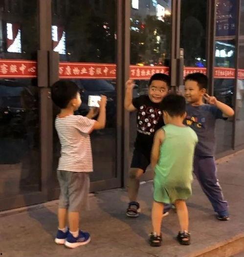 娱乐吃瓜的头像男生,轻松打造专属头像男生，解锁娱乐新姿势！”