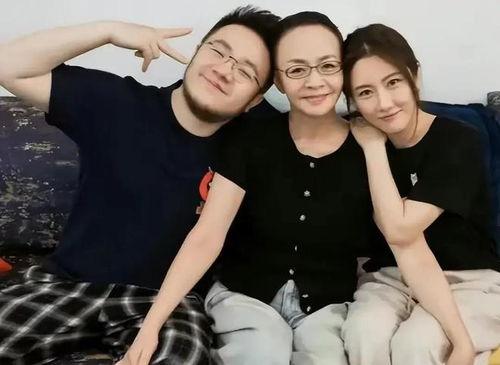 娱乐八卦吃瓜组,明星背后的那些事儿